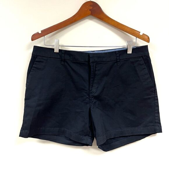 Tommy Hilfiger black fly front chino shorts. Size 12 - Picture 3 of 8